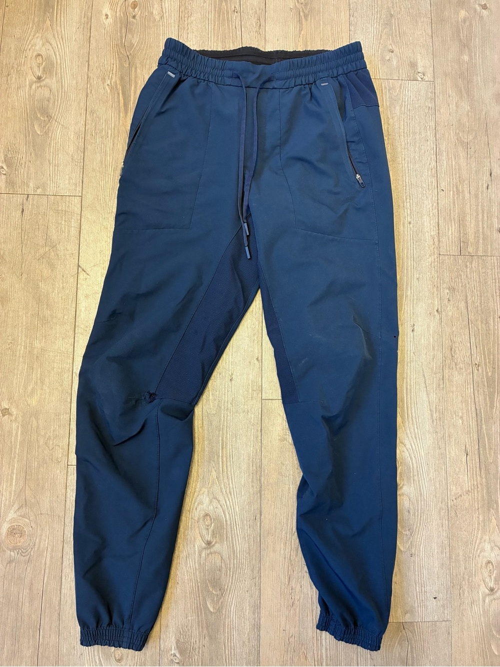 lululemon athletica Men's Navy Performance Joggers (Small Tear) Men’s Medium